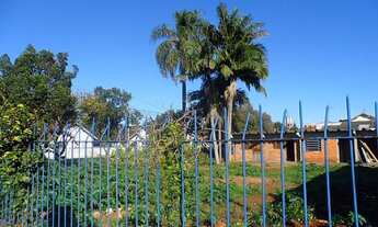 Imagem: Terreno com 4 Dormitorio(s) localizado(a)