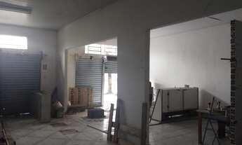 Imagem: Loja com 3 Dormitorio(s) localizado(a) no