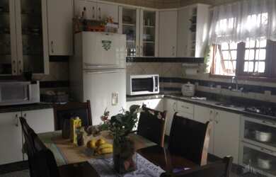 Imagem 7: Sobrado com 3 Dormitorio(s) localizado(a) no bairro São Luis em Canoas / Rio Grande do Su