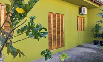 Imagem 2: Excelente casa com piscina para venda