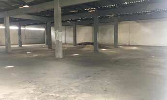 Imagem 5: PAVILHÃO COM 700M2