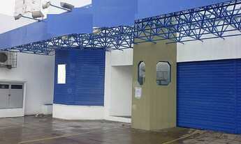 Imagem: Loja com 4 Dormitorio(s) localizado(a) no