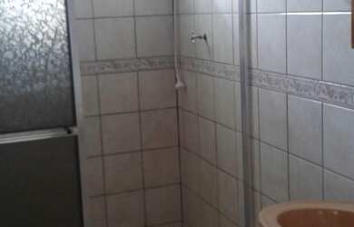 Imagem 3: Casa com 4 Dormitorio(s) localizado(a) no bairro Guajuviras em Canoas / Rio Grande do Sul