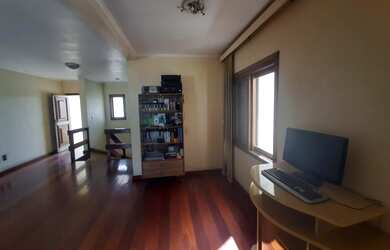 Imagem 7: JFERNANDO IMÓVEIS VENDE EXCELENTE CASA NO BAIRRO IGARA EM CANOAS/RS