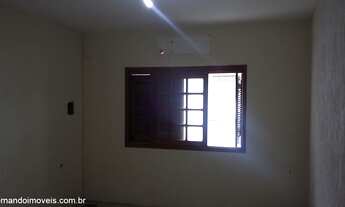 Imagem: Casa com 2 Dormitorio(s) localizado(a) no