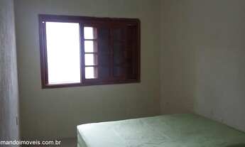 Imagem 2: Casa com 2 Dormitorio(s) localizado(a) no bairro Igara em Canoas / Rio Grande do Sul Ref