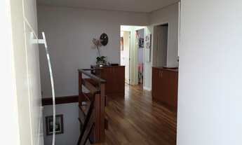 Imagem: Casa com 5 Dormitorio(s) localizado(a) no