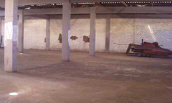 Imagem 1: PAVILHÃO COM 800M2