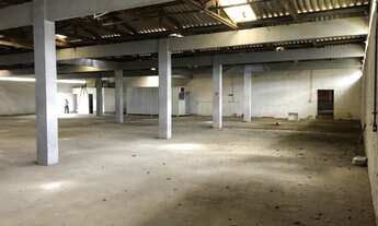 Imagem 7: PAVILHÃO COM 800M2