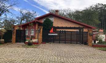 Imagem: Sobrado com 4 Dormitorio(s) localizado(a)