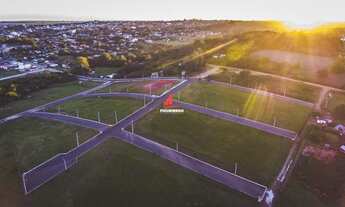 Imagem: Terreno com 4 Dormitorio(s) localizado(a)