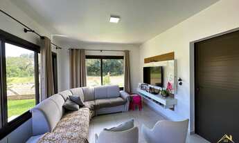 Imagem 4: Casa com três dormitórios no centro de Picada Café RS!