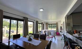 Imagem 6: Casa com três dormitórios no centro de Picada Café RS!