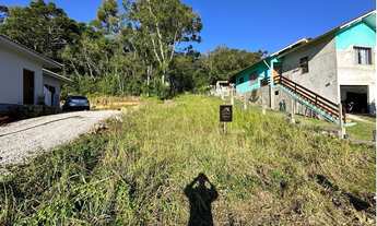 Imagem: Terreno com 372,91 m² na linha imperial