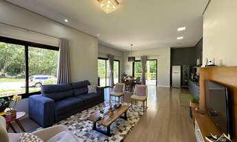 Imagem 2: Uma CASA Charmosa à venda com Dois Dormitórios em Nova Petrópolis RS