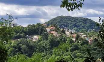 Imagem: Área de terra com 47.703,66 m². Bairro