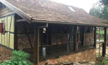 Imagem: Casa estilo enxaimel com dois dormitórios