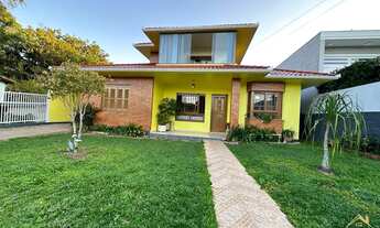 Imagem: Casa com três dormitórios Sendo duas suíte