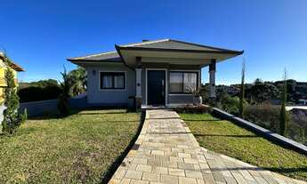 Imagem 2: Casa com quatro dormitórios. Bairro Pousada da Neve. Nova Petrópolis RS