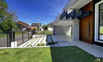 Imagem 4: Casa à venda plana com três dormitórios, sendo duas suíte Bairro Juriti, Nova Petrópolis R