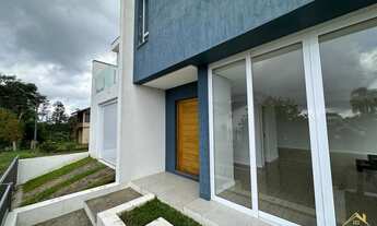 Imagem 3: Sobrado à venda de ESQUINA com três suítes. Bairro Bavária, Nova Petrópolis RS!