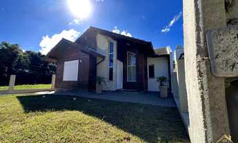 Imagem: Casa à venda com três dormitórios sendo