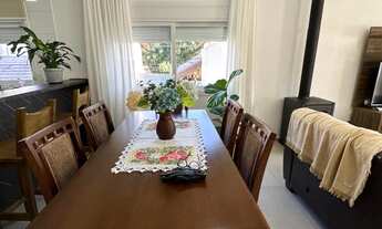 Imagem 5: Casa com Três dormitórios ,sendo duas SUITES. Bairro Pousada da Neve, Nova Petrópolis RS!