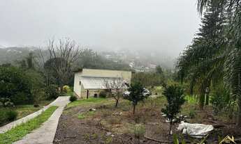 Imagem: Casa com 01 dormitório. Bairro Bavária
