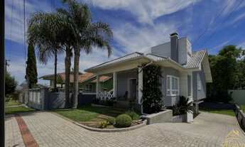 Imagem: Casa à venda com três dormitórios, Bairro