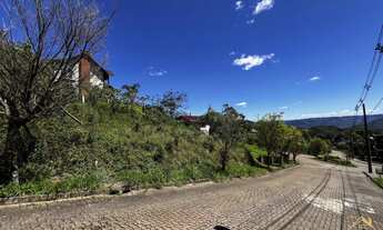 Imagem: Terreno com VISTA, medindo 474,51 m² no