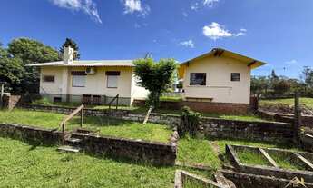 Imagem 7: Casa à venda com três dormitórios no bairro Juriti em Nova Petrópolis RS!