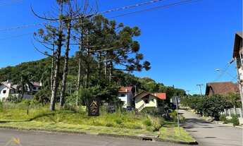 Imagem: Excelente Terreno de esquina com 450,00m²