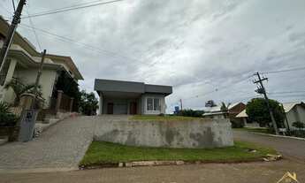 Imagem 2: Casa com três dormitórios, sendo uma suíte. Bairro Linha Imperial, Nova Petrópolis RS