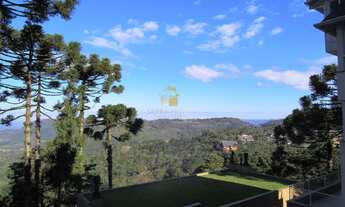 Imagem 4: Apartamento com bela vista no centro de Gramado