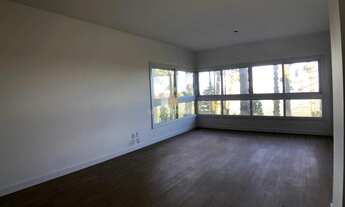 Imagem 2: Apartamento com bela vista no centro de Gramado