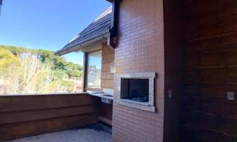 Imagem 3: Belíssima cobertura duplex, com 4 suítes no centro de Gramado-RS