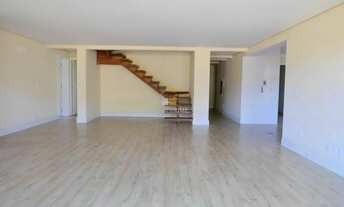 Imagem 6: Belíssima cobertura duplex, com 4 suítes no centro de Gramado-RS