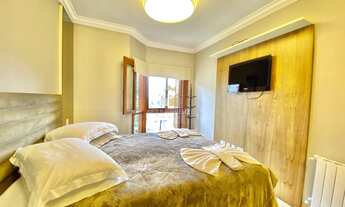 Imagem 7: A poucos passos da Rua Coberta no centro de Gramado-RS!