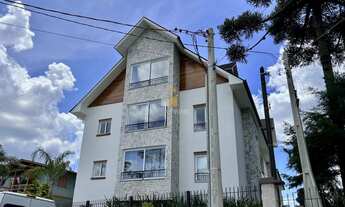 Imagem 2: Apartamento com vista para belo lago