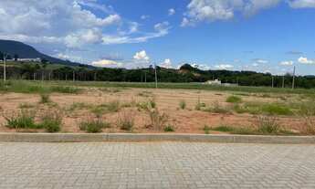 Imagem: Terreno com 3 Dormitorio(s) localizado(a)