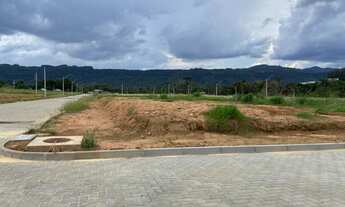 Imagem: Terreno com 3 Dormitorio(s) localizado(a)