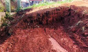 Imagem: Terreno com 2 Dormitorio(s) localizado(a)