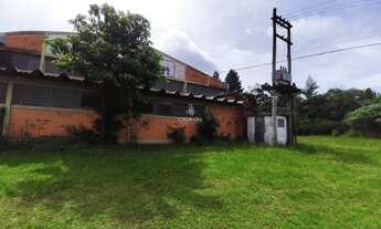 Imagem 6: PAVILHÃO AS MARGENS DA RS 122 EM FARROUPILHA