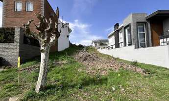 Imagem: Terreno à venda no bairro São Luiz, em