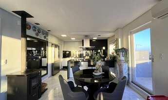 Imagem: Cobertura semimobiliada no Centro de Farroupilha