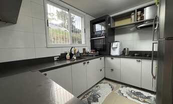 Imagem: Sobrado à venda no bairro Licorsul em Bento