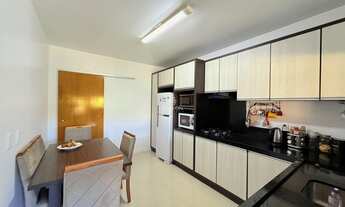 Imagem: Sobrado semimobiliado no bairro Monte Verde