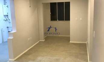 Imagem 2: Apartamento de 2 dormitórios com sacada integrada e 2 vagas de garagem!