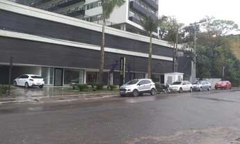 Imagem 2: Sala comercial nova no Max Plaza com linda vista pra Porto Alegre!