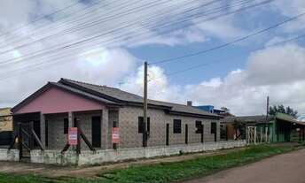 Imagem: CASA NO CENTRO DE CIDREIRA RS